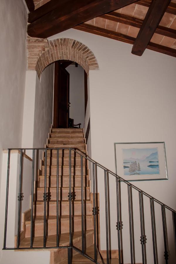 Monte CampanoLa Casa Di Betta别墅 外观 照片