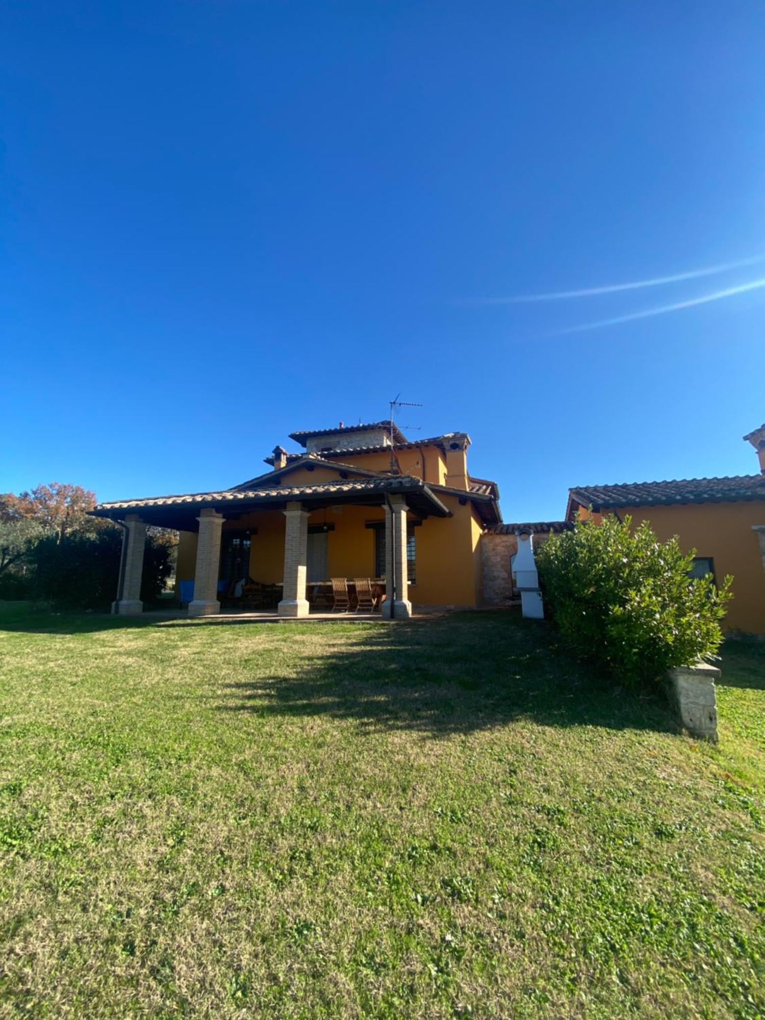 Monte CampanoLa Casa Di Betta别墅 外观 照片