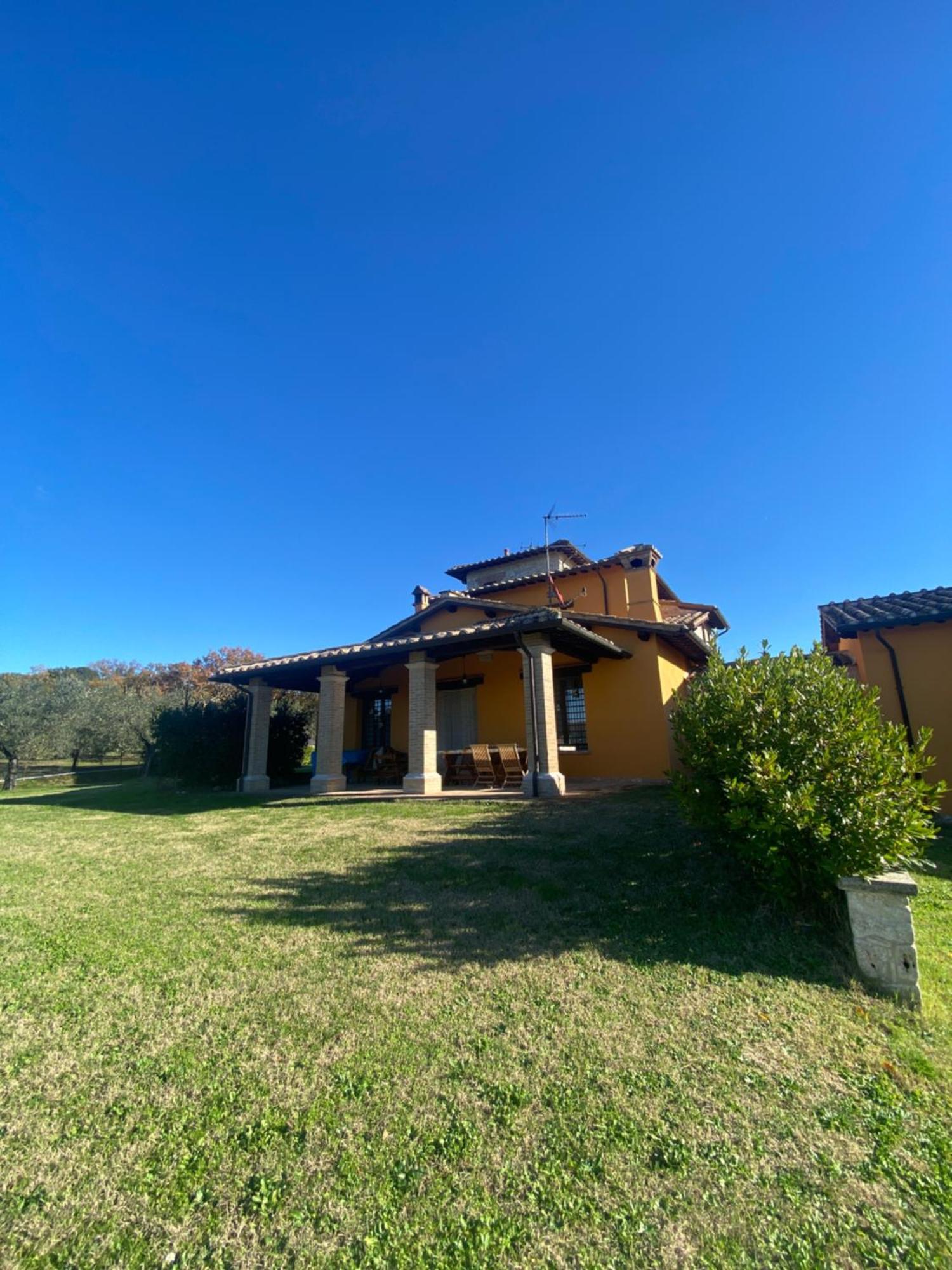Monte CampanoLa Casa Di Betta别墅 外观 照片