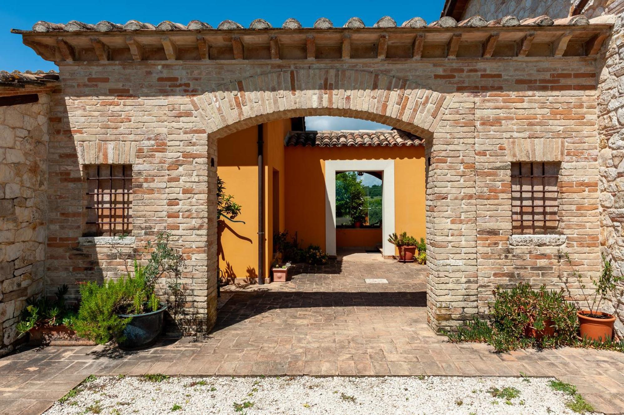 Monte CampanoLa Casa Di Betta别墅 外观 照片
