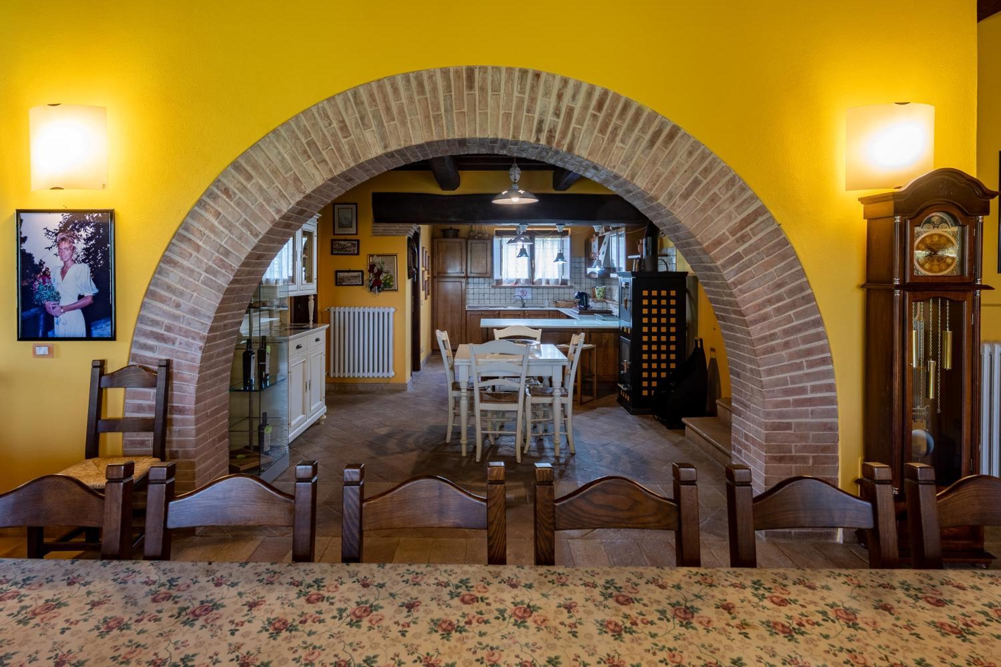 Monte CampanoLa Casa Di Betta别墅 外观 照片